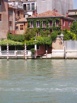 Que Sera Sara Venice house