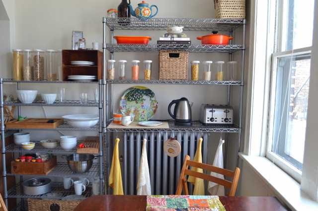 que sera sara kitchen open shelves front